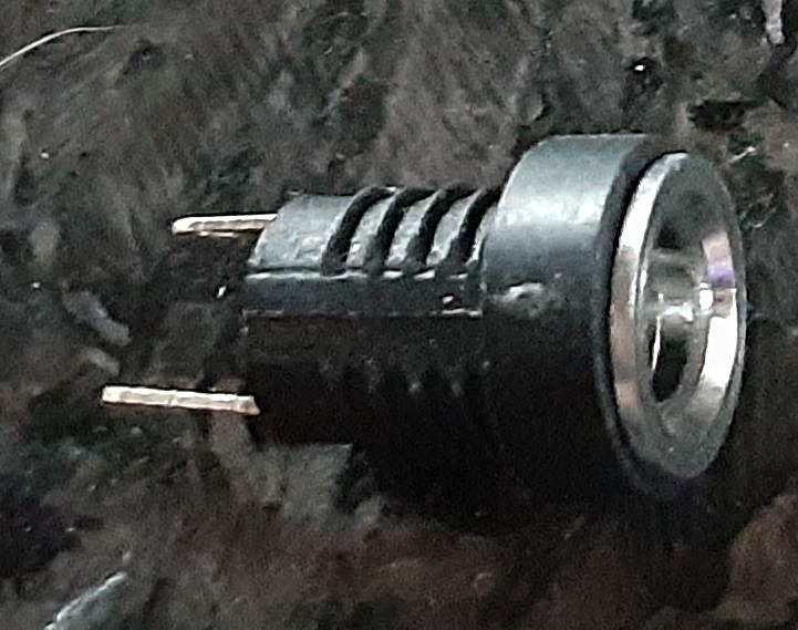 12V power connector.jpg