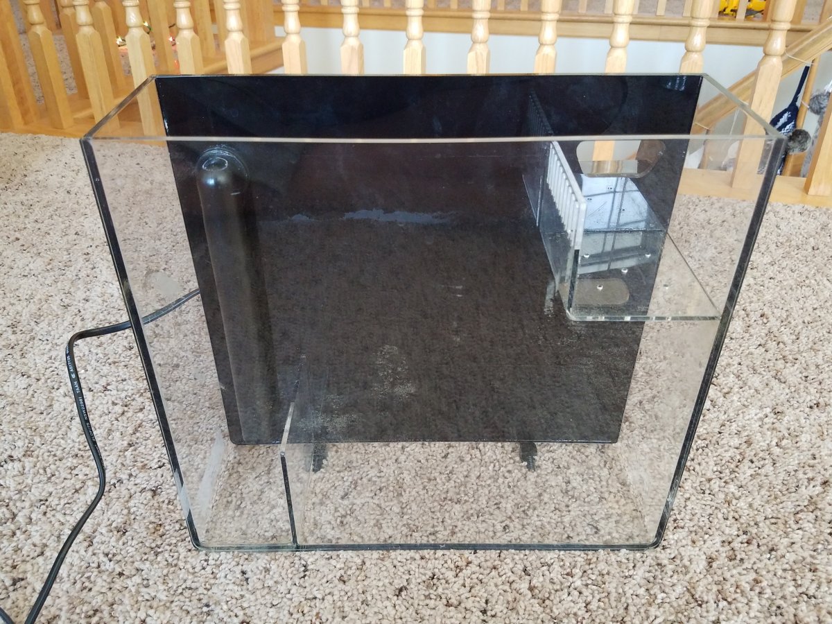 Minnesota - CPR Aquafuge HOB Small Refugium w/ LED Grow Light!! | Reef2Reef