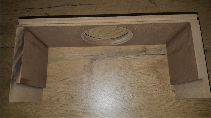 2018_10.jpg