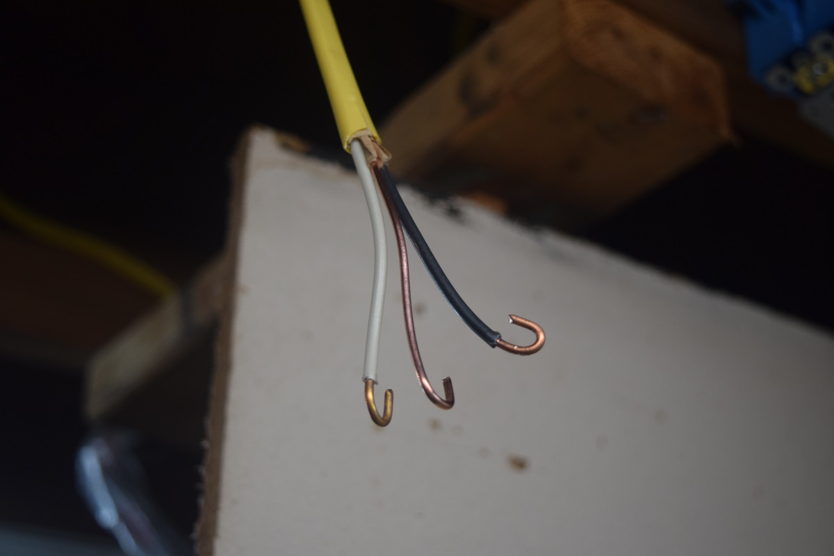 3 make tiny hooks.jpg