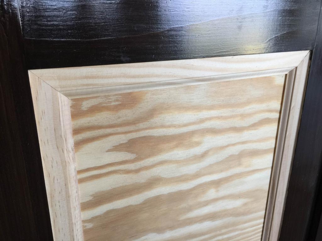 DoorMoulding-GlueDry.jpg