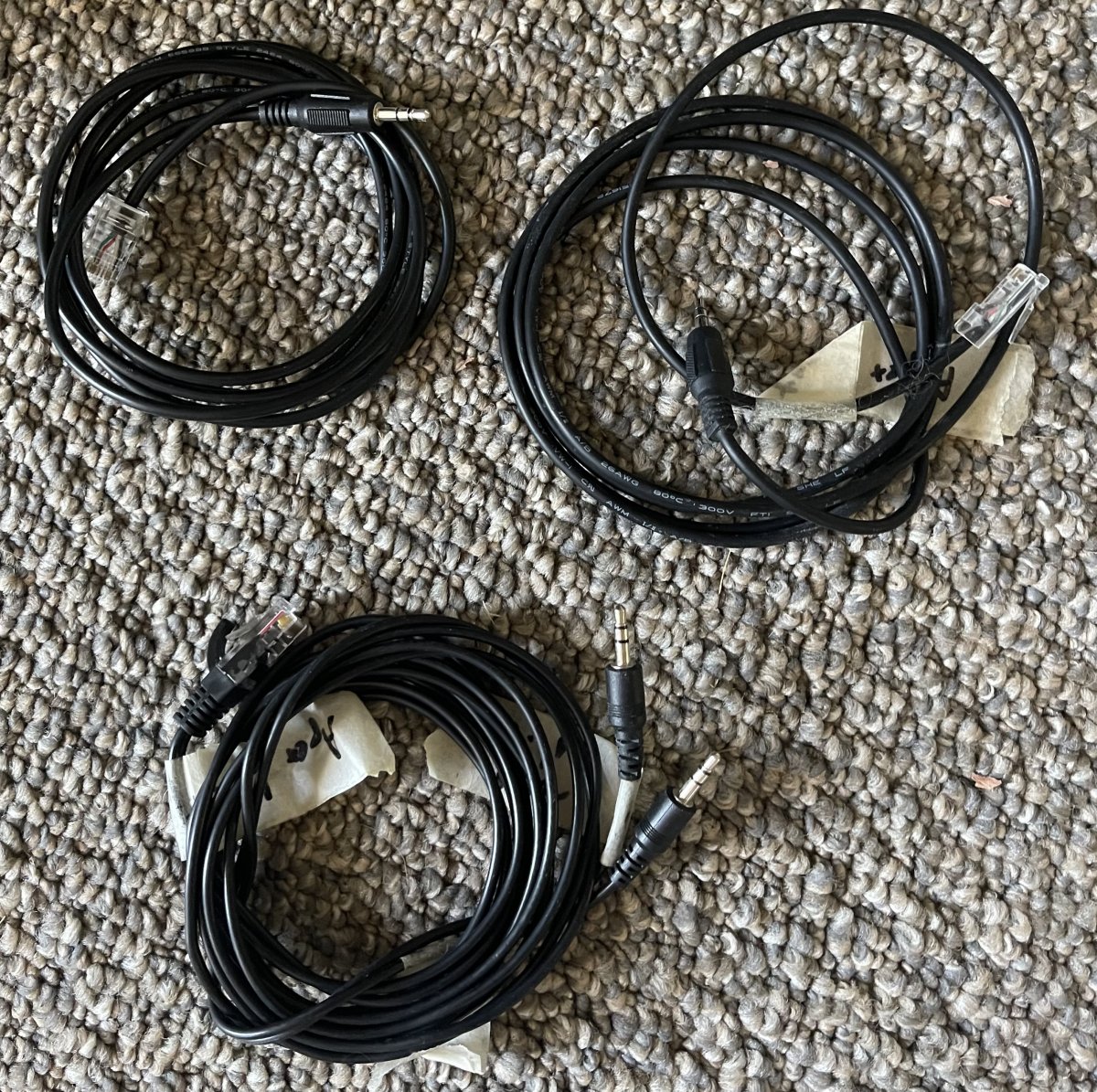 kessil to apex cable.jpg