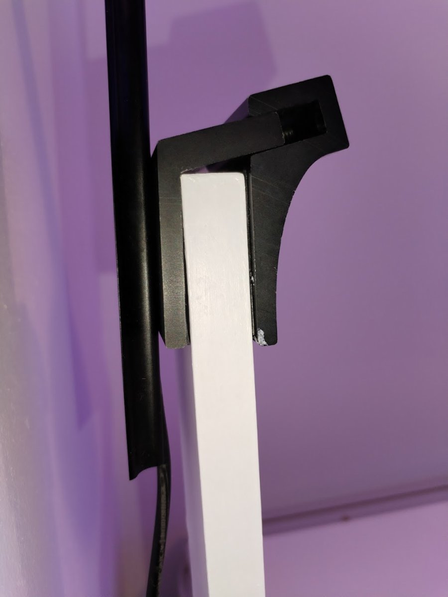 Light Mount New1.jpg