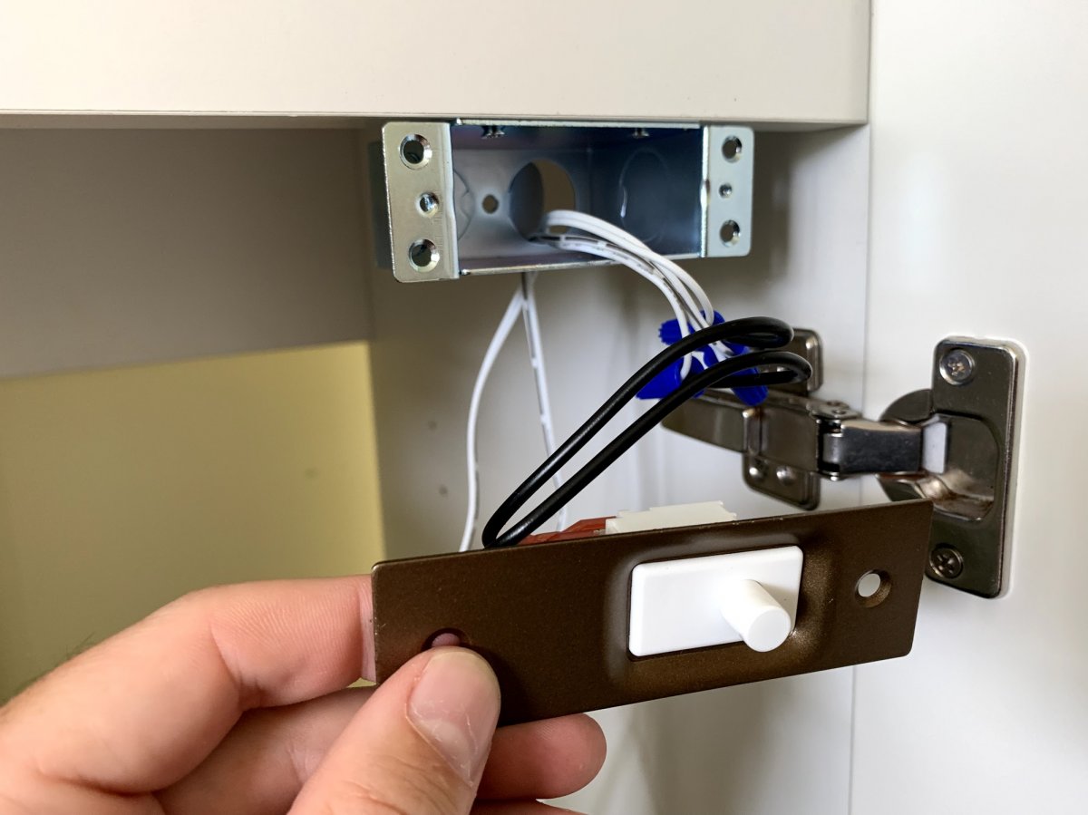 light_switch.jpg