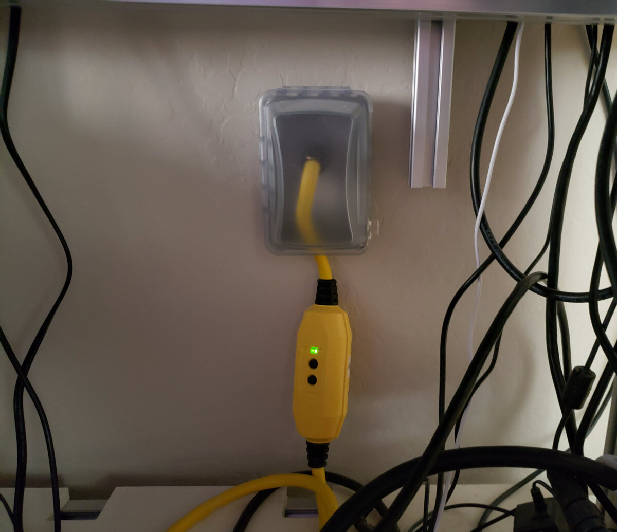 Outlet.jpg