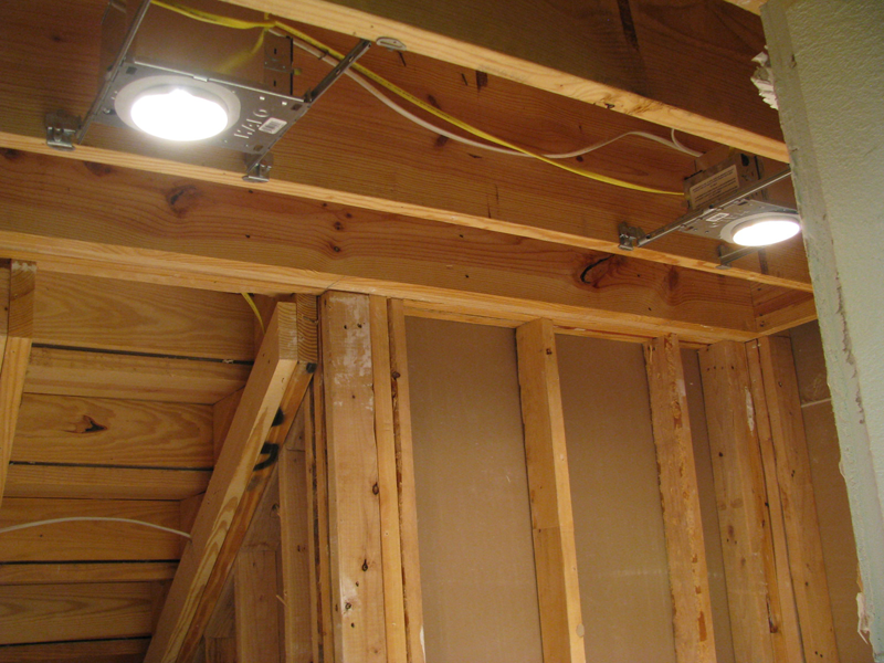 Recessed-Lights-Installed.png