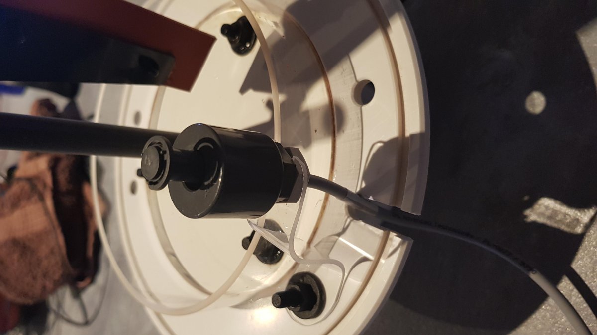 Skimmer cup float switch.jpg