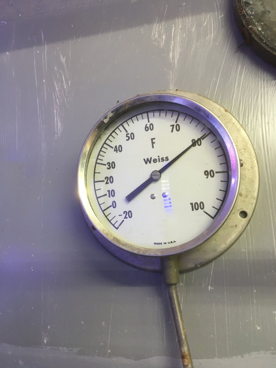 Tank thermometer.JPG