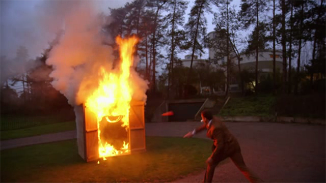 Throwable-fire-extinguisher2.jpg
