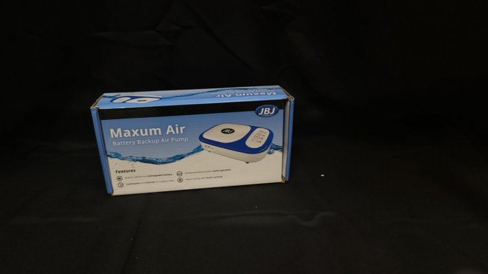 JBJ Maximum Air Battery Backup Air Pump 1 of 2.jpeg JBJ Maximum Air Battery Backup Air Pump 1 of 2.jpeg