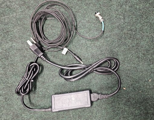 hydros_control_x4_power_supply_and_control_cable.jpg