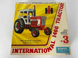 Ertl International 1466 Tractor Model Kit