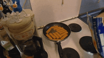 hungry fish sticks GIF by DMAX